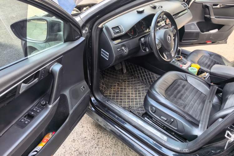 Used Volkswagen Magotan 2015 Facelift 1.8TSI Luxury Model