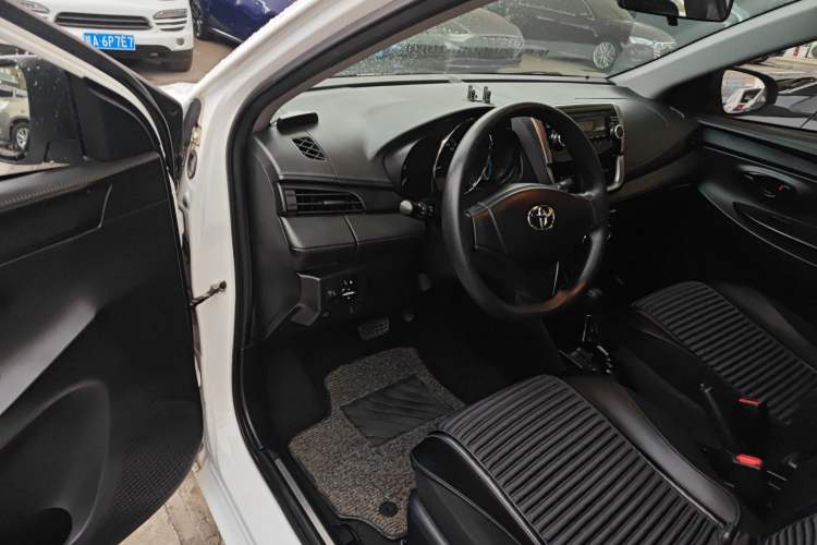 Used Toyota YARiS L Zhi Xian 2016 Revised 1.5E CVT Charming Edition