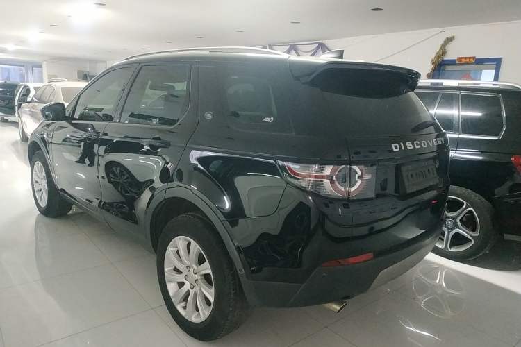 Used Land Rover Discovery Sport 2018 240 PS SE Version