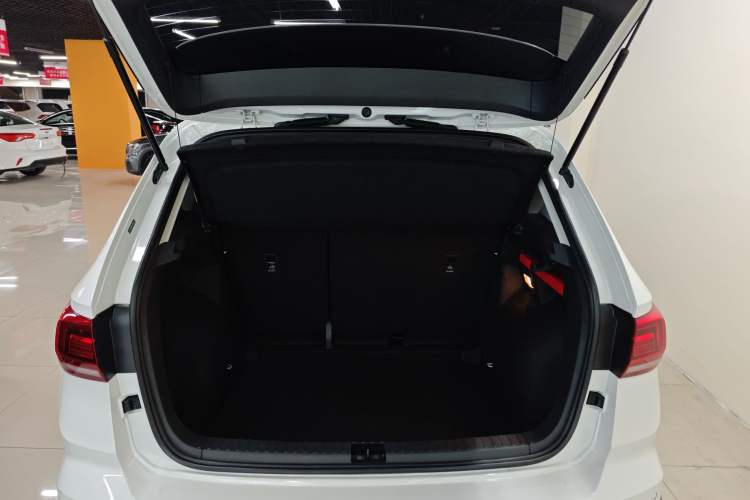 Used Volkswagen Tharu 2021 280TSI Two-Wheel Drive Comfort Edition
