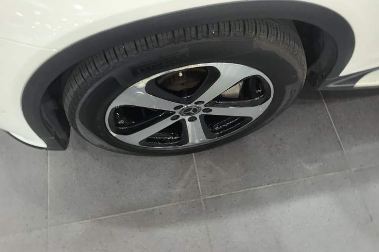 Used Mercedes-Benz GLC Coupe 2018 GLC 200 4MATIC Coupe SUV
