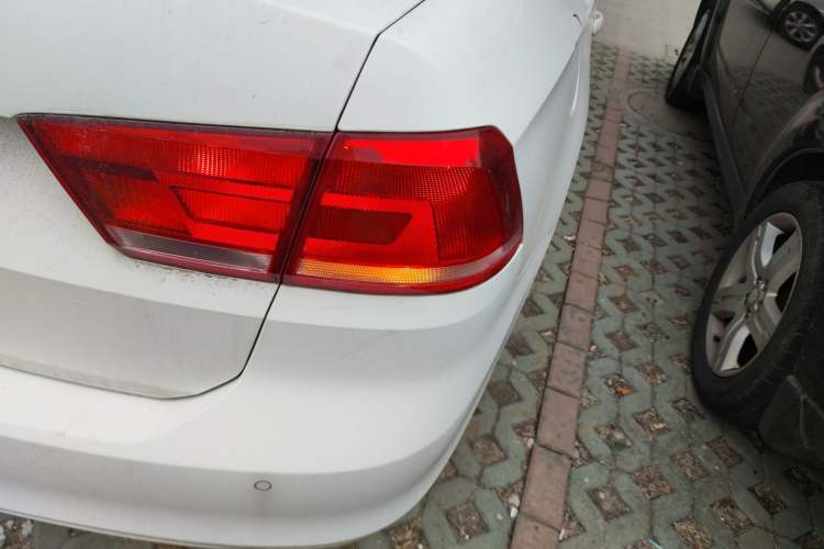 Used Volkswagen Santana 2015 1.6L Manual Comfort Edition