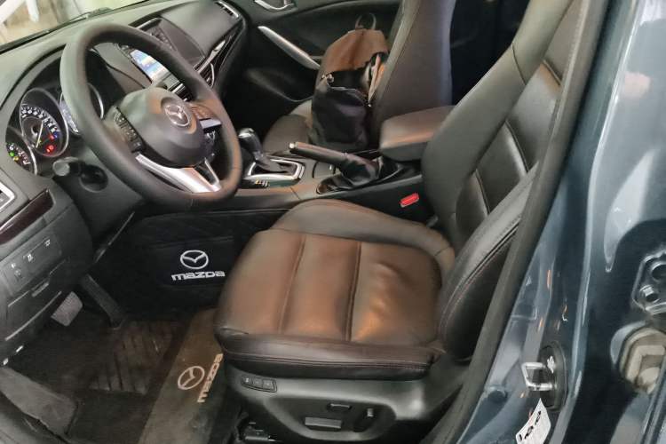 Used Mazda Atenza 2015 2.0L Blue Sky Luxury Edition