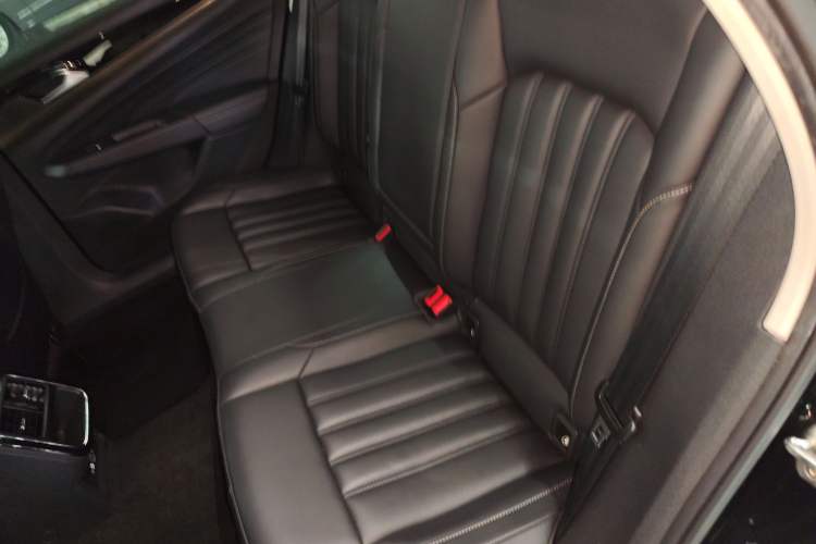 Used Volkswagen Passat 2021 280TSI Business Edition
