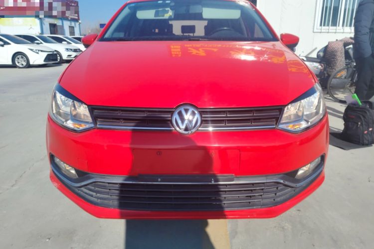 Used Volkswagen Polo 2016 1.6L Automatic Comfort Model
