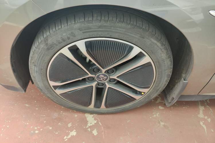 Used BYD Han 2023 EV Champion Edition 605KM Front-Drive Premium Model