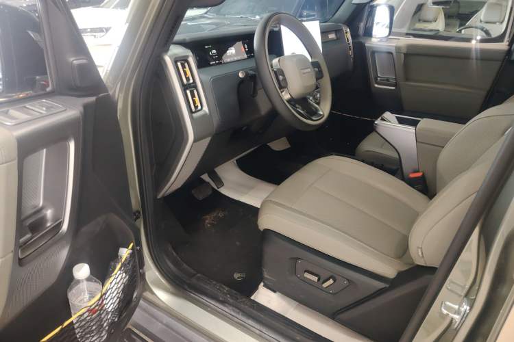 Used  V23 2025 501 Four-Wheel Drive Intelligent Driving Version