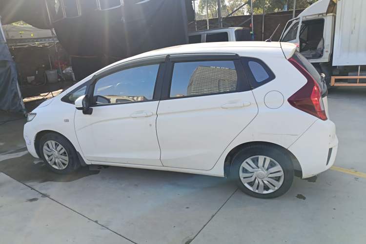 Used Honda Fit 2016 1.5L LXS CVT Comfort Sunroof Version