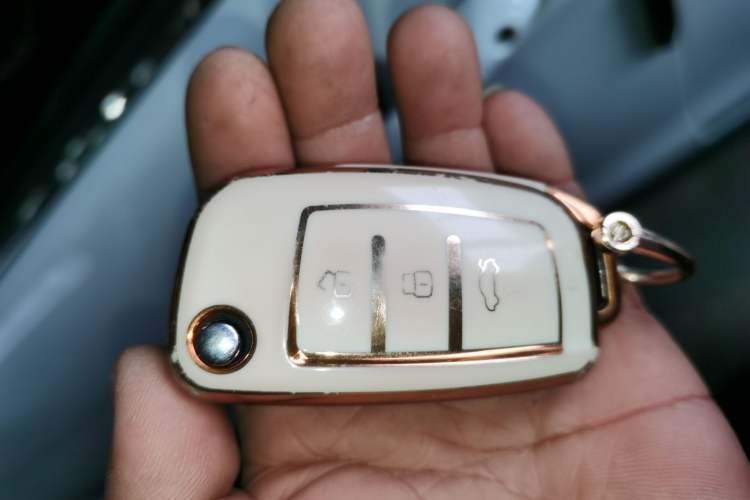 Used Geely Auto Vision X1 2017 1.3L Automatic Player Edition
