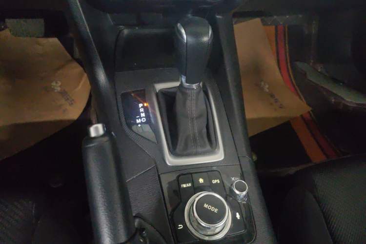 Used Mazda Mazda 3 Axela 2017 Sedan 1.5L Automatic Comfort Model China VI Standard
