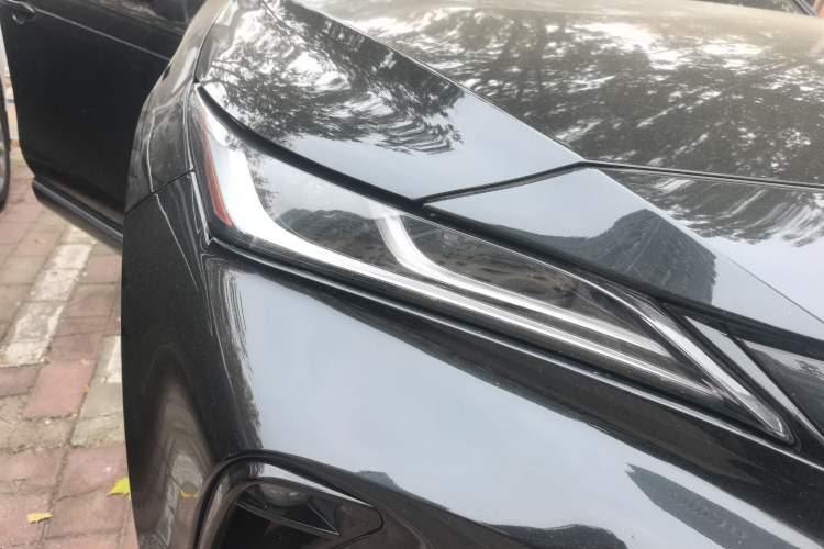 Used Toyota Venza 2023 2.0L CVT Two-Wheel Drive Prestige Version
