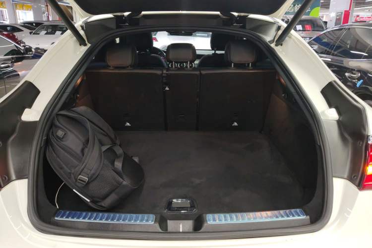 Used Mercedes-Benz GLC Coupe 2017 GLC 200 4MATIC Coupe SUV