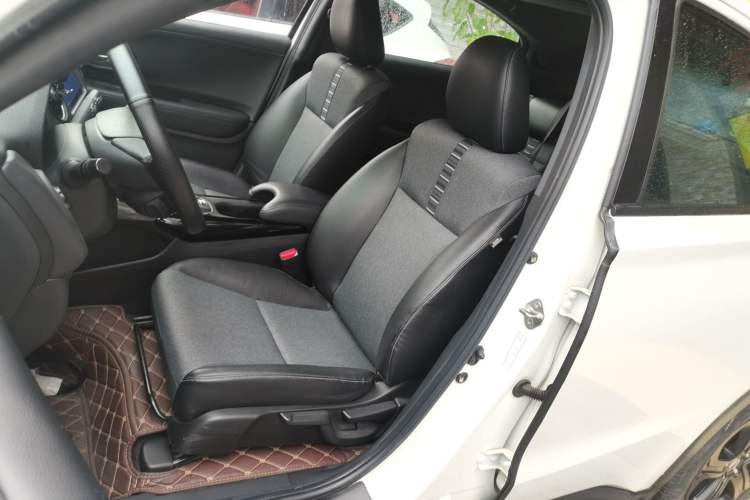 Used Honda XR-V 2019 220TURBO CVT Luxury Edition China VI Emission Standard