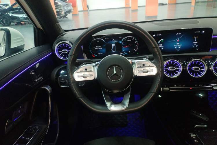 Used Mercedes-Benz A-Class 2020 Restyled A 200 L Sport Sedan Fashion Version