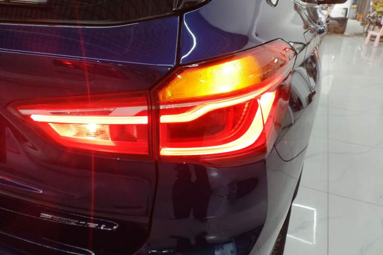 Used BMW X1 2019 sDrive18Li Premium Edition
