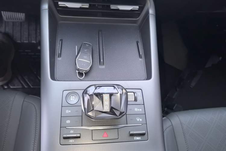 Used BYD Qin PLUS 2025 DM-i Smart Drive 55KM Leading Model