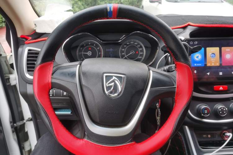 Used Baojun 560 2016 1.8L Manual Value Edition
