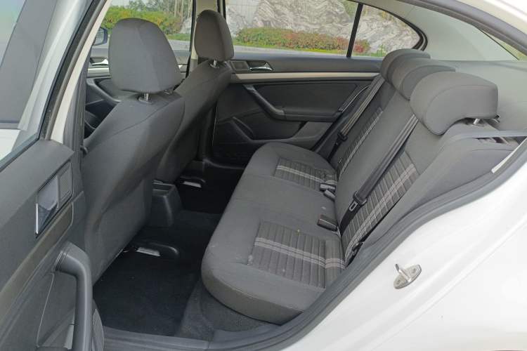 Used Volkswagen Lavida 2019 Lavida Start 1.5L Automatic Trendy Version China VI Standard
