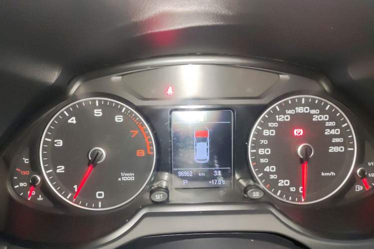 Used Audi Q5 2017 Plus 40 TFSI Technology Model
