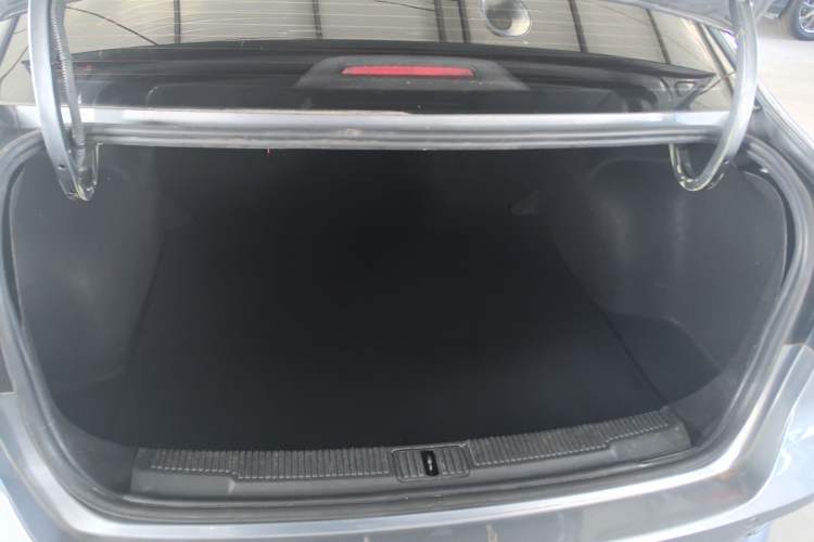 Used Roewe i5 2021 1.5L CVT Platinum Edition