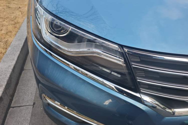 Used Roewe RX5 2016 20T Two-Wheel Drive Automatic Internet Smart Edition