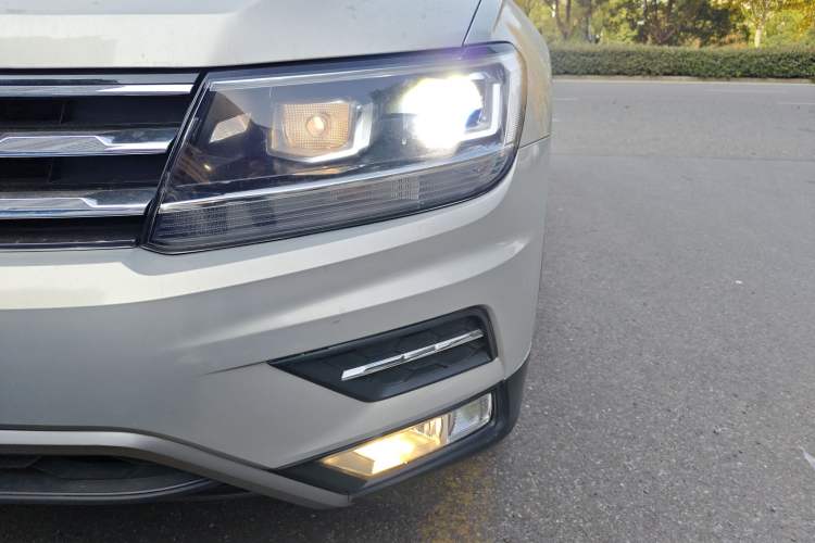 Used Volkswagen Tiguan L 2018 330TSI Automatic Two-Wheel Drive Luxury Edition
