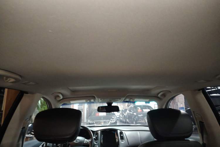 Used Infiniti QX50 2015 2.5L Comfort Edition
