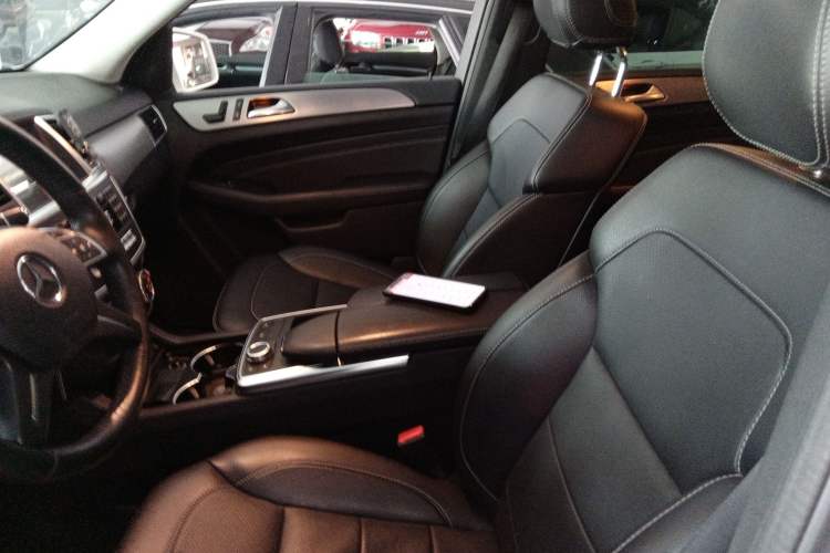 Used Mercedes-Benz M-Class 2014 ML 320 4MATIC
