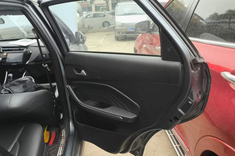 Used Chery Tiggo 3X 2022 Diamond Edition 1.5L CVT 3-Carat II Model
