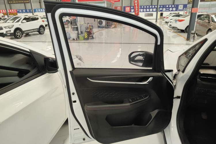 Used Geely Auto Vision X3 2021 PRO 1.5L Manual Elite Model
