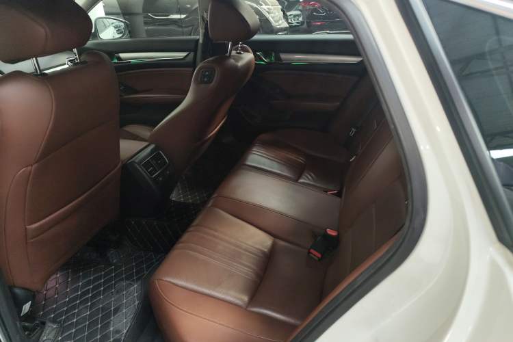 Used Honda Inspire 2019 Rui·Hybrid 2.0L Jing Shang Edition China VI
