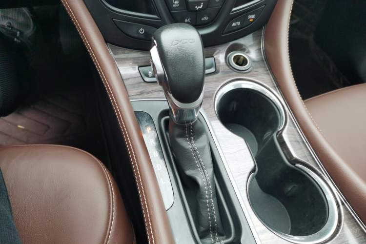 Used Buick Envision 2017 20T Two-Wheel Drive Luxury Model