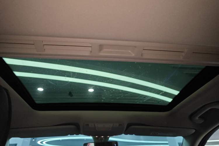 Used Mercedes-Benz E-Class 2018 Facelift E 200 L Sport Edition