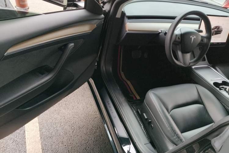 Used Tesla Model 3 2022 Rear-Wheel-Drive Version
