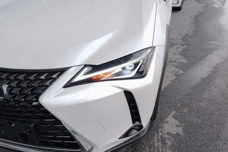 Used Lexus UX 2020 260h Explore & Adventure Edition
