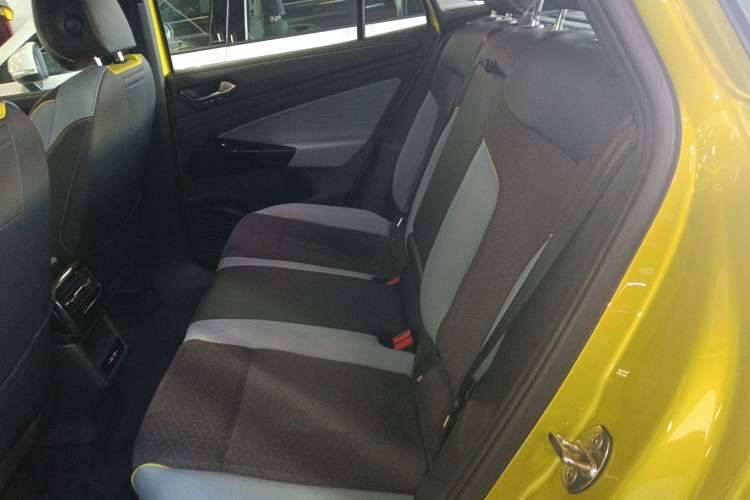 Used Volkswagen ID.4 X 2021 Pro Smart Long-Range Edition
