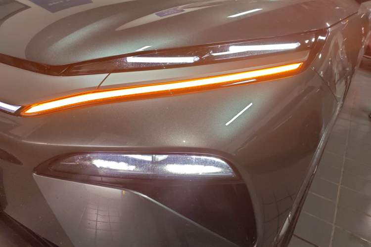 Used BYD Tang L 2025 EV 600KM All-Wheel-Drive LiDAR Flagship Model
