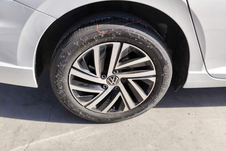 Used Volkswagen Lavida 2022 1.5L Automatic Comfort Edition
