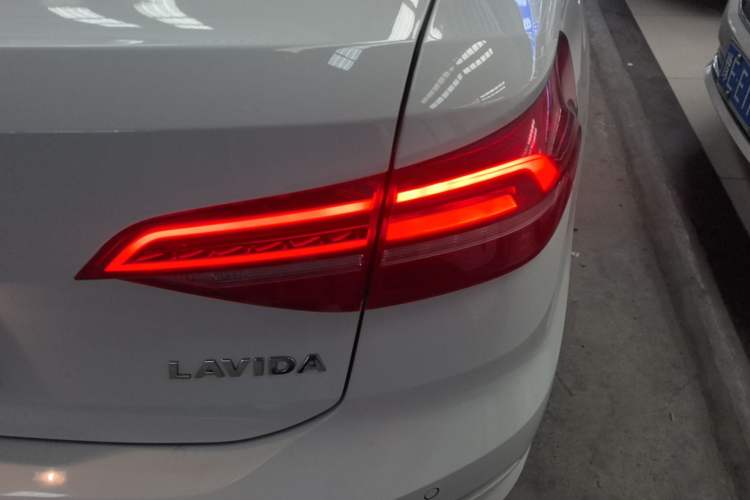 Used Volkswagen Lavida 2018 1.5L Manual Comfort Edition China V Standard