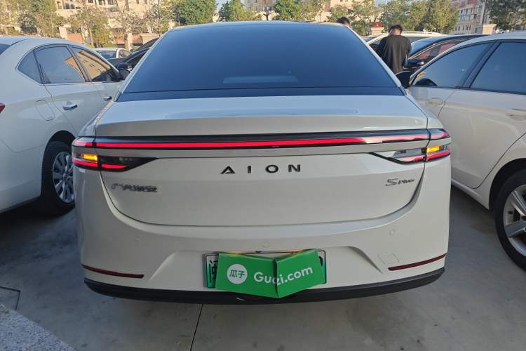 Used AION S Plus 2023 70 Intelligent Edition Lithium Iron Phosphate
