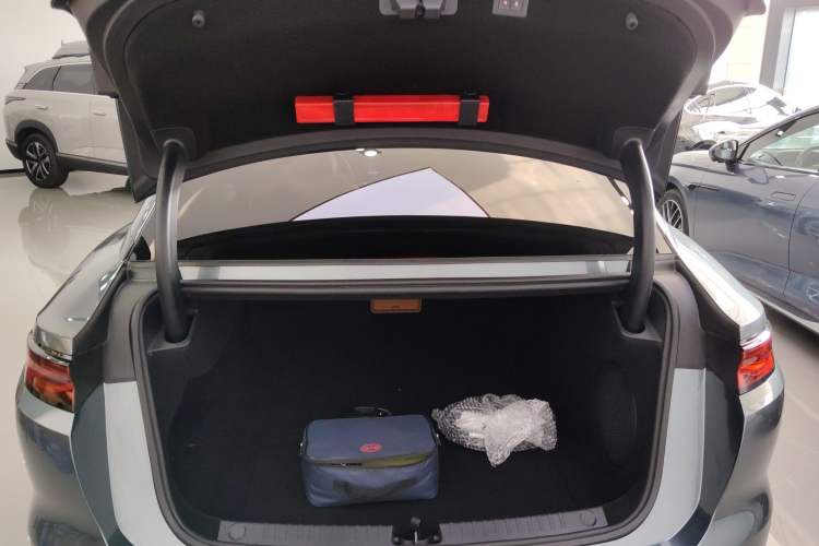 Used BYD Han L 2025 DM-p Four-Wheel-Drive LiDAR Flagship Model
