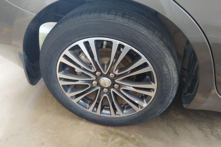 Used Buick GT 2017 18T Dual-Clutch Elite Model
