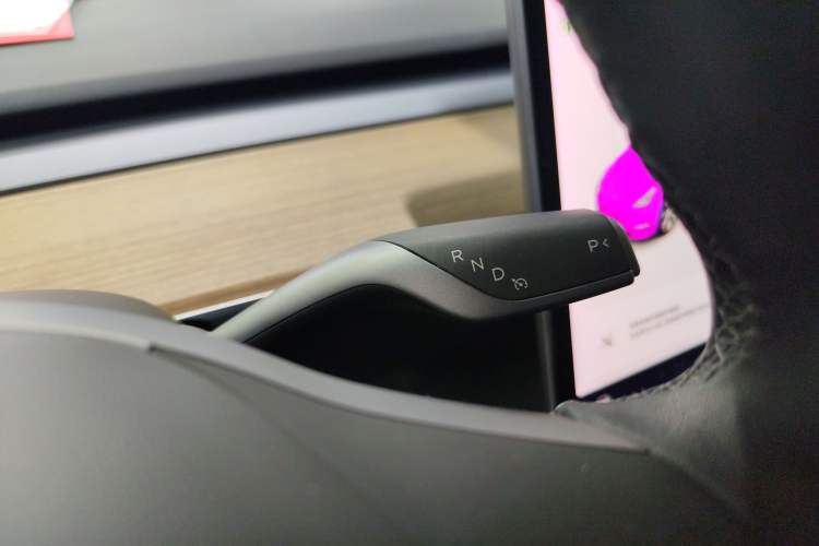 Used Tesla Model Y 2021 Standard Range Rear-Wheel Drive Version
