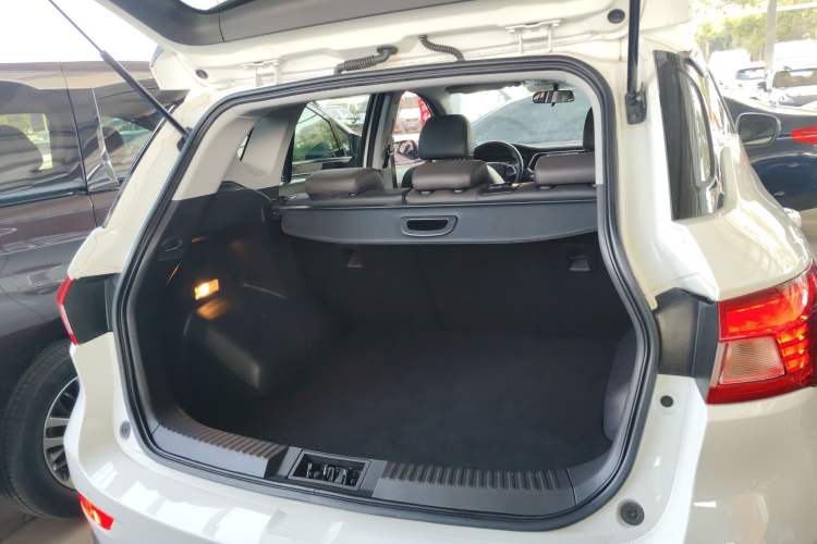 Used GAC Trumpchi GS4 2017 235T Automatic Two-Wheel Drive Luxury Smart Connectivity Version
