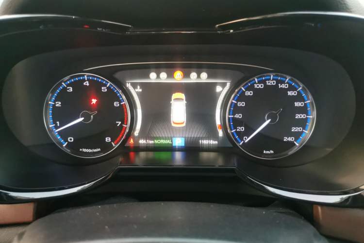 Used GAC Trumpchi GS8 2017 320T Two-Wheel Drive Luxury Smart Connectivity Version (7 Seats)
