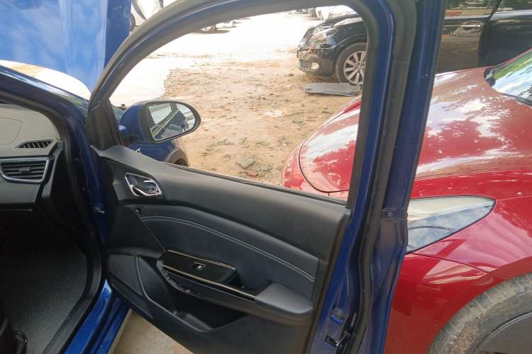 Used Baojun 310W 2018 1.5L Automatic Luxury Version China V
