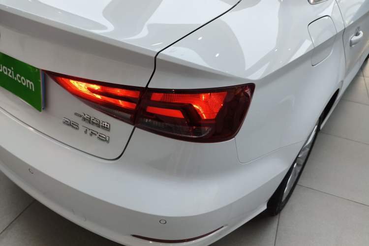 Used Audi A3 2016 Limousine 35 TFSI Ambition Edition
