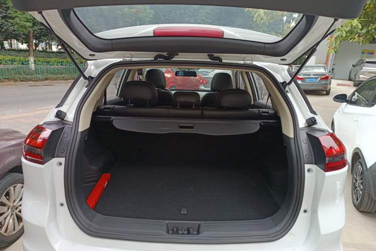 Used Geely Auto Emgrand X7 Sport 2020 1.8TD DCT Two-Wheel Drive Zhiya Model
