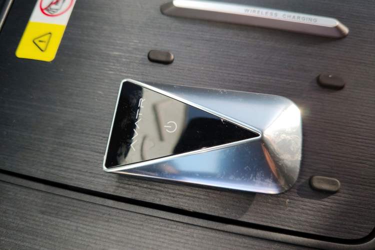 Used  12 2025 Ultra Extended-Range Edition
