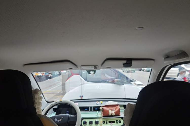 Used Wuling Hongguang MINIEV 2020 Lite Version Lithium Iron Phosphate
